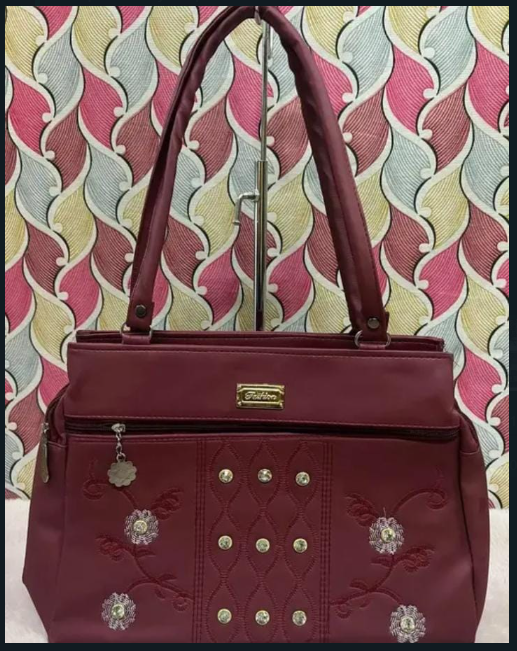 "Maroon Grace – Handcrafted Elegance with Floral Charm" For Traditional Women//மலர் அலங்காரத்துடன் கைதையல் நவீன அழகு, பாரம்பரிய பெண்களுக்காக"